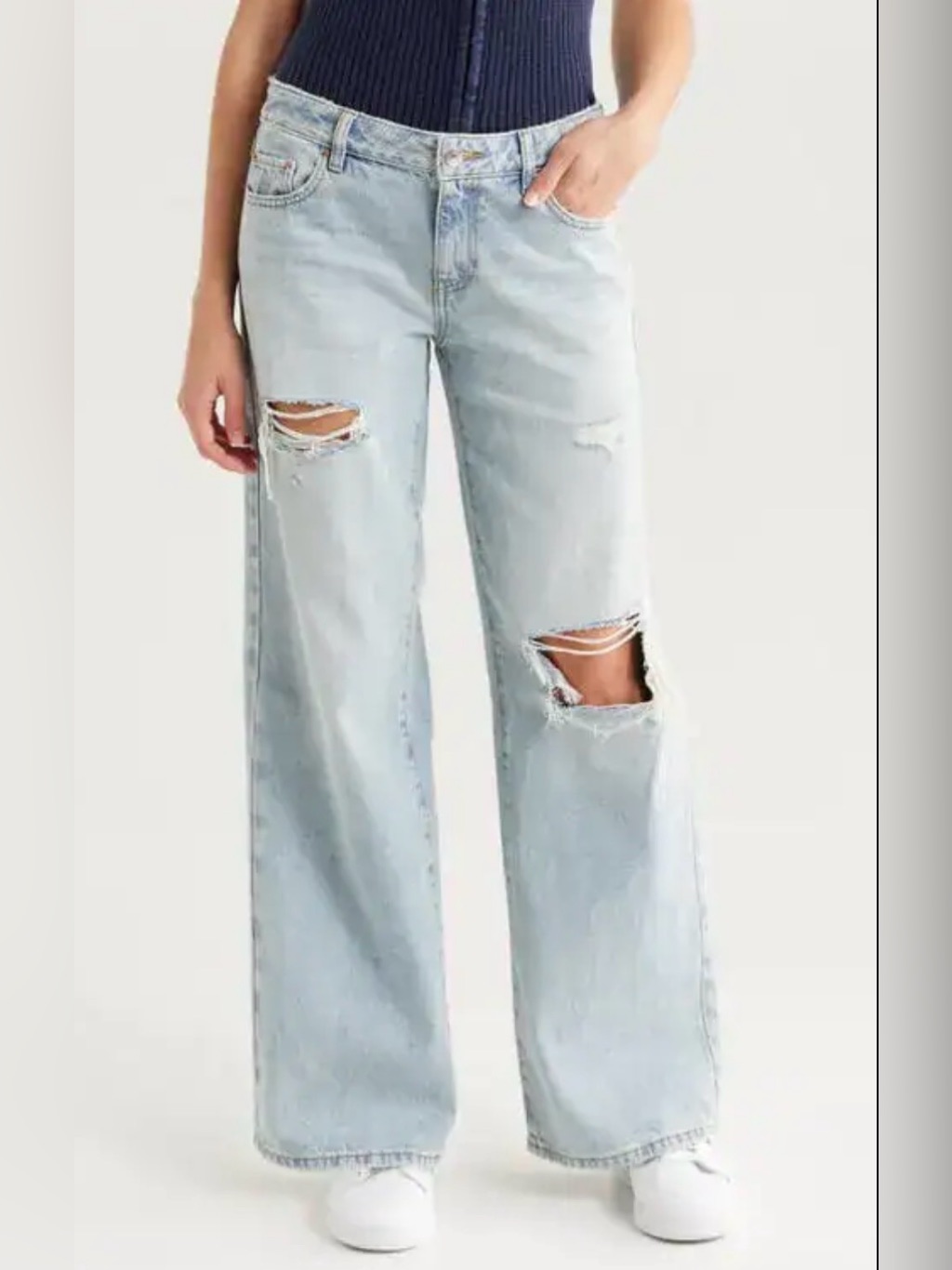 Nwt Pacsun Bianca Jeans Baggy Ripped Wide Leg Light Wash Jean Size 24
